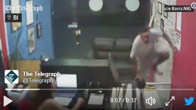 Ο πιο άτυχος ληστής στον κόσμο: Αποφάσισε να ληστέψει γυμναστήριο Ζίου Ζίτσου και δείτε τι έπαθε (βίντεο)
